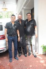 Sanjay Dutt spotted at Anand Pandit_s house in juhu on 15th June 2019 (37)_5d07445d2961c.JPG