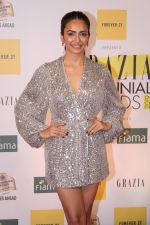 Kriti Kharbanda at the Red Carpet of 1st Edition of Grazia Millennial Awards on 19th June 2019 on 19th June 2019  (150)_5d0b335fdc61a.jpg