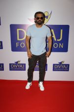 Sunil Shetty at world yoga day in NSCI worli on 21st June 2019 (12)_5d0de79ddbdff.jpg