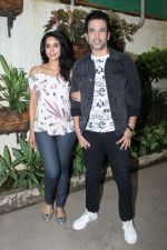 Tusshar Kapoor, Mallika Sherawat at the Screening of Alt Balaji_s new web series Boo Sabki Phategi in sunny sound juhu on 25th June 2019 (26)_5d1317377c267.jpg