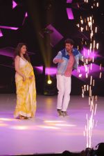 Hrithik Roshan, Madhuri Dixit on the sets of colors Dance Deewane in filmcity on 2nd July 2019 (61)_5d1c505fd3bbc.jpg