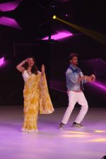 Hrithik Roshan, Madhuri Dixit on the sets of colors Dance Deewane in filmcity on 2nd July 2019 (64)_5d1c50a95c82c.jpg