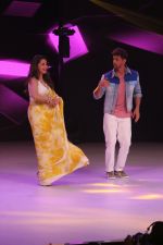 Hrithik Roshan, Madhuri Dixit on the sets of colors Dance Deewane in filmcity on 2nd July 2019 (66)_5d1c50aacc708.jpg