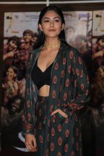 Mrunal Thakur at the promotion of film super 30 and dances with underprivileged kids from NGO Dance out of poverty on 9th July 2019 (36)_5d2595dd24c1e.JPG