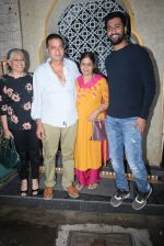 Vicky Kaushal_s family spotted at bayroute in juhu on 28th July 2019 (16)_5d3ea79eb838a.JPG