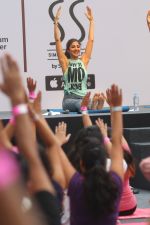  Shilpa Shetty conducts a yoga event at Phoenix lower parel on 4th Aug 2019 (17)_5d47d6cc850ac.JPG