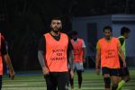 Arjun Kapoor spotted playing football at juhu on 4th Aug 2019 (16)_5d47d577d0d22.JPG