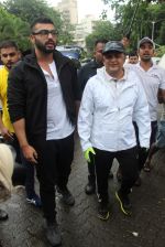 Arjun Kapoor will be flagging off the 2nd edition of the Beach clean up drive at Carter Road in Mumbai on Sunday on 4th Aug 2019 (15)_5d47d52c7162c.jpg