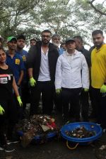 Arjun Kapoor will be flagging off the 2nd edition of the Beach clean up drive at Carter Road in Mumbai on Sunday on 4th Aug 2019 (2)_5d47d51603f2c.jpg