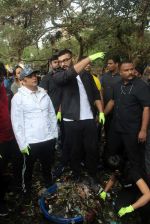 Arjun Kapoor will be flagging off the 2nd edition of the Beach clean up drive at Carter Road in Mumbai on Sunday on 4th Aug 2019 (4)_5d47d5198ecc5.jpg