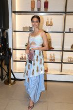 Kriti Kharbanda at the launch of Charles & Keith_s wedding collection in Phoenix lower parel on 6th Aug 2019 (7)_5d4a7bd08ec11.jpg