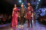 Hardik Pandya and Lisa Haydon walk the ramp at Lakme Fashion week 2019 for designer Amit Aggarwal on 21st Aug 2019 (10)_5d5e45561cd5b.JPG