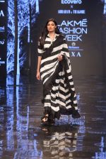 Athiya Shetty walk the ramp for designer Abraham & Thakore at Lakme Fashion Week 2019 on 22nd Aug 2019 (5)_5d5f8d6e4f9c4.JPG