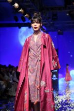 Model walk the ramp at Lakme Fashion Week 2019 Day 2 on 22nd Aug 2019 (173)_5d5f99c63e484.JPG