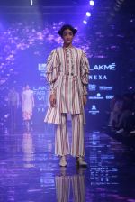 Model walk the ramp at Lakme Fashion Week 2019 Day 2 on 22nd Aug 2019 (27)_5d5f987185c56.JPG