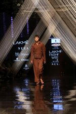Model walk the ramp at Lakme Fashion Week 2019 Day 2 on 22nd Aug 2019 (83)_5d5f9931a761c.JPG