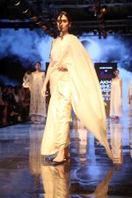 Model walk the ramp at Lakme Fashion Week 2019 Day 2 on 22nd Aug 2019 (94)_5d5f991392a94.JPG