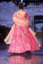 Model walk the ramp at Lakme Fashion Week 2019 Day 2 on 22nd Aug 2019 (98)_5d5f993764f19.JPG