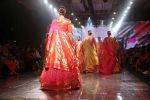 Model walk the ramp for Gaurang Designer at Lakme Fashion Week Day 3 on 23rd Aug 2019 (261)_5d60f4f570d44.JPG