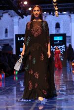 Model walk the ramp for Nachiket Barve on Lakme Fashion Week Day 3 on 23rd Aug 2019 (204)_5d60f685cc1e7.JPG