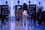 Model walk the ramp for Nachiket Barve on Lakme Fashion Week Day 3 on 23rd Aug 2019 (25)_5d60f4dccf936.JPG