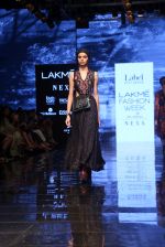 Model walk the ramp for Ritu Kumar at Lakme Fashion Week Day 3 on 23rd Aug 2019 (33)_5d60f2d3c0e31.JPG