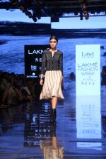 Model walk the ramp for Ritu Kumar at Lakme Fashion Week Day 3 on 23rd Aug 2019 (70)_5d60f32e05dff.JPG