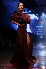 Malaika Arora walk the ramp at lakme fashion week 2019 on 25th Aug 2019 (22)_5d6391ee6bf1a.JPG