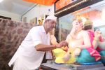 Nana Patekar_s Ganpati celebration at his house on 2nd Sept 2019 (26)_5d6e2457586dc.jpg