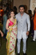 Alia Bhatt, Ranbir Kapoor at Mukesh Ambani_s house for Ganpati celebration on 2nd Sept 2019 (100)_5d6f6988a0a84.jpg