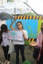 Shraddha Kapoor takes part in protest against the tree cuttings for Metro3 at Aarey in goregaon on 1st Sept 2019 (8)_5d6f6f818792f.JPG