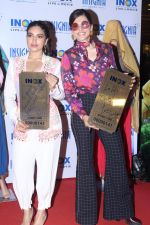 Taapsee Pannu, Bhumi Pednekar at the Trailer Launch Of Film Saand Ki Aankh on 24th Sept 2019 (7)_5d8b1834871aa.jpg