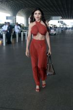 Sherlyn Chopra at Airport on 23rd May 2023 (13)_646def2b9cd4c.jpg