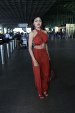 Sherlyn Chopra at Airport on 23rd May 2023 (3)_646deee00ceff.jpg