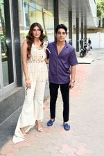 Rohit Zinjurke And Nimrit Kaur Ahluwalia at the Launch Of new song Zihaal e Miskin (20)_646f6a257de62.jpg