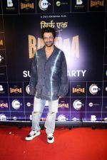 Sunil Grover at Success Party Of Film Sirf Ek Bandaa Kaafi Hai (58)_647823c39c2b2.jpg