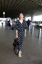 Aditi Rao Hydari holding black leather Balenciaga handbag wearing Polka Dots Richie Freeman outfit and Gucci Leather sneakers (7)_64797f5797038.jpg