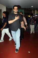 Sunny Singh dressed in jeans pant and slate colored t-shirt (1)_6480346b7b8b9.jpg