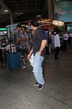 Sunny Singh dressed in jeans pant and slate colored t-shirt (10)_64803483b491a.jpg