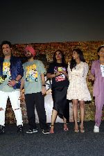 Richa Chadha, Ali Fazal, Pulkit Samrat, Varun Sharma, Priya Anand, Manjot Singh, Vishakha Singh at 10 year celebration of Fukrey at Fun Republic Mall on 13 Jun 2023 (13)_64888a3574d9f.jpg