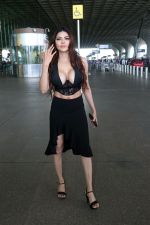 Sherlyn Chopra in a black revealing dress at the airport on 13 Jun 2023 (18)_648839787f1e5.JPG