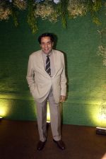 Dharmendra pose for camera after the sangeet function on 16 Jun 2023_648d72d31cc11.jpeg