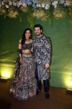 Karan Deol and Drisha Acharya pose for camera after the sangeet function on 16 Jun 2023 (2)_648d7269a9af2.jpeg