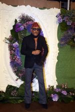 Jackie Shroff Pose for media at the reception of Karan Deol and Drisha Acharya on 18 Jun 2023 (3)_649067d870da7.jpeg