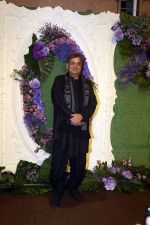 Subhash Ghai Pose for media at the reception of Karan Deol and Drisha Acharya on 18 Jun 2023 (2)_649067b6bd388.jpeg