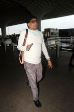 Ashok Saraf seen at the airport on 28 Jun 2023 (26)_649bc2c1e7acc.JPG