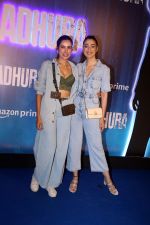 Sonnalli Seygall, Raai Laxmi at the Screening of Horror Series Adhura on 6 July 2023 (25)_64a7f385c0314.jpeg