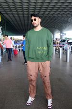 Arjun Kanungo seen at the airport on 8 July 2023 (20)_64a953895fafb.JPG