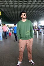 Arjun Kanungo seen at the airport on 8 July 2023 (24)_64a95392e5ab4.JPG