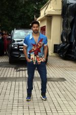 Varun Dhawan promote movie Bawaal at PVR Dynamix Mall in Juhu on 16 July 2023 (17)_64b401940002e.jpeg